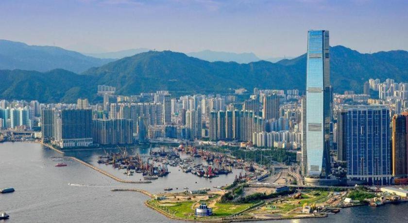We Kowloon